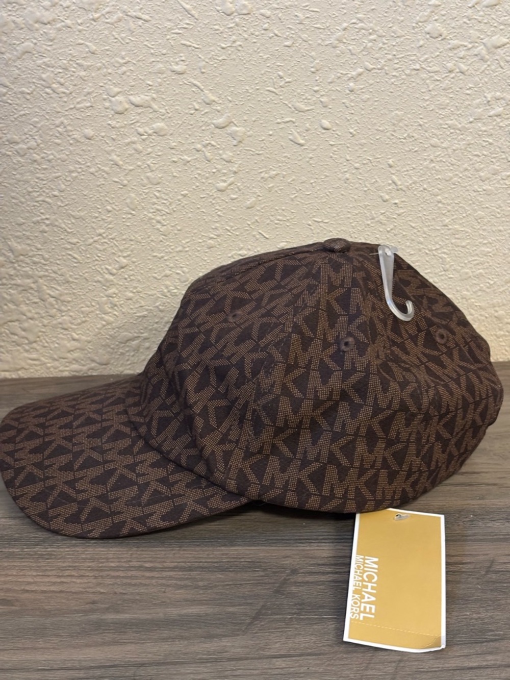 NWT Michael Kors Brown Monogram Hat - Picture 2 of 8